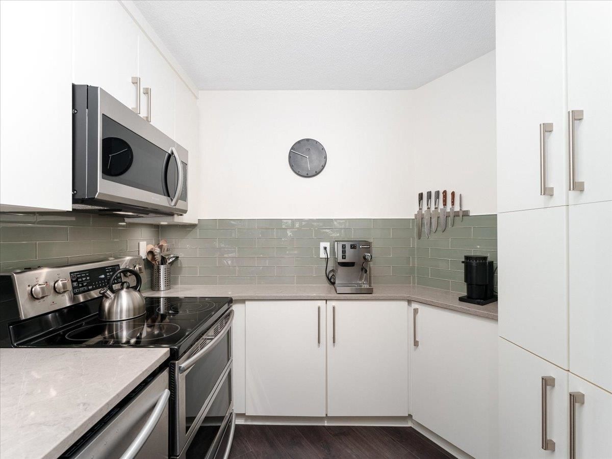 Listing Image 15