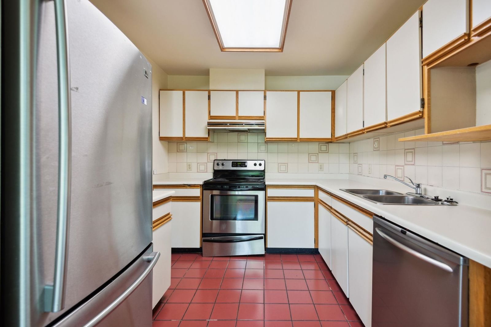 Listing Image 21