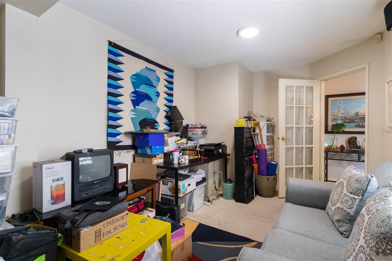 Listing Image 23