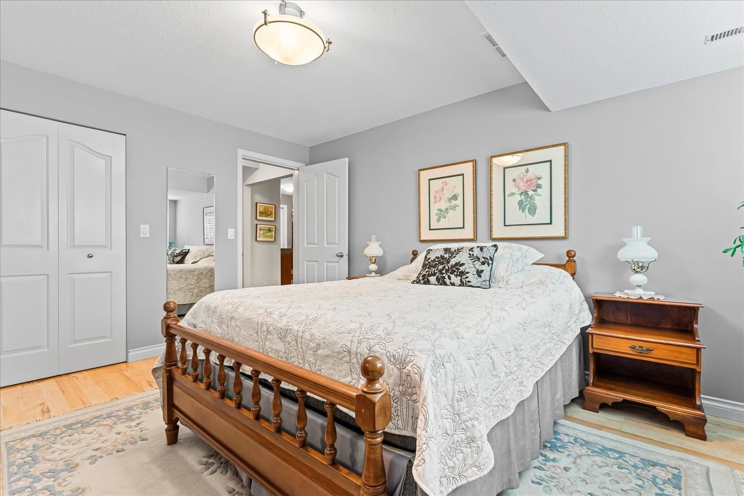 Listing Image 33