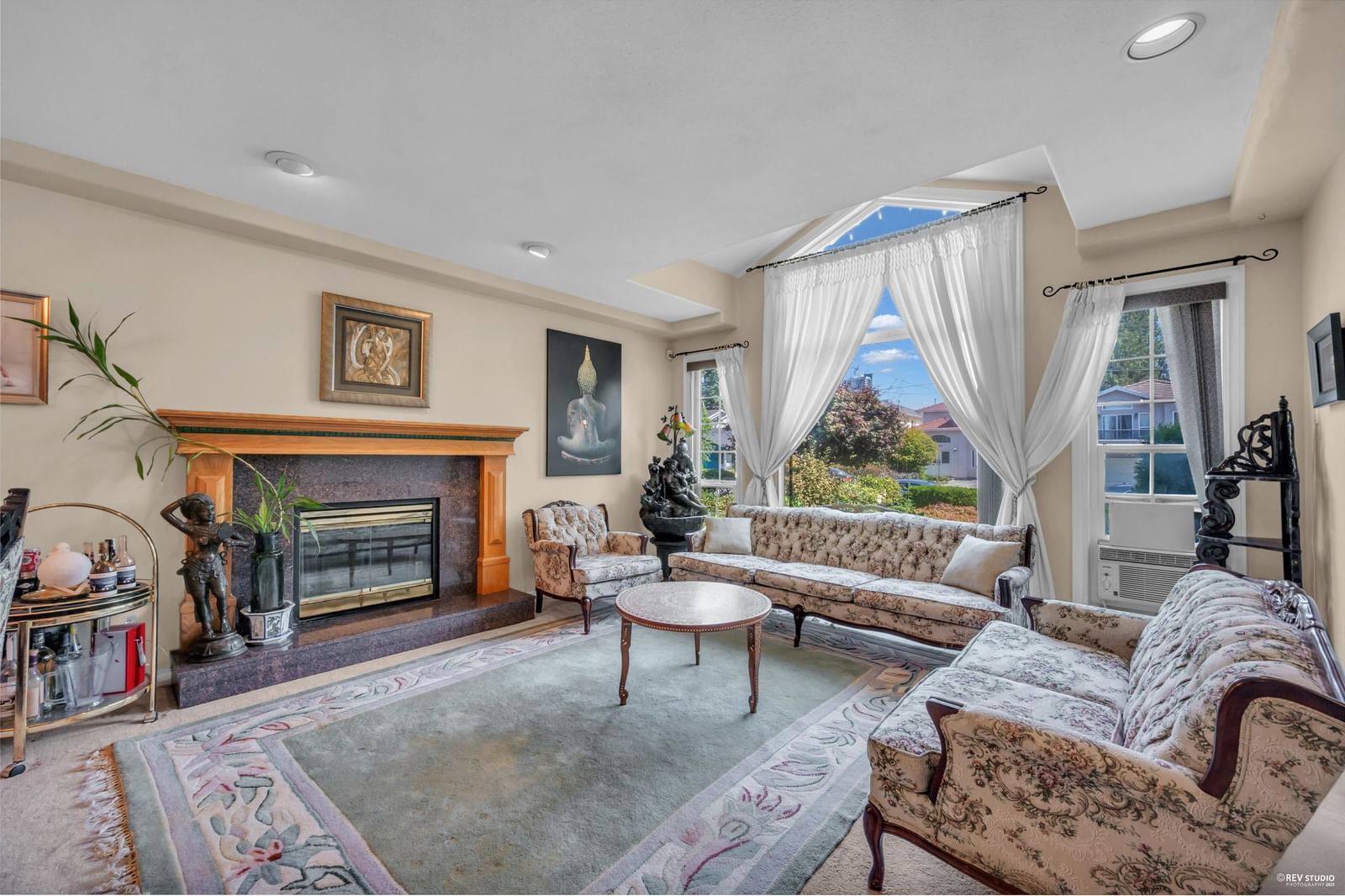 Listing Image 6