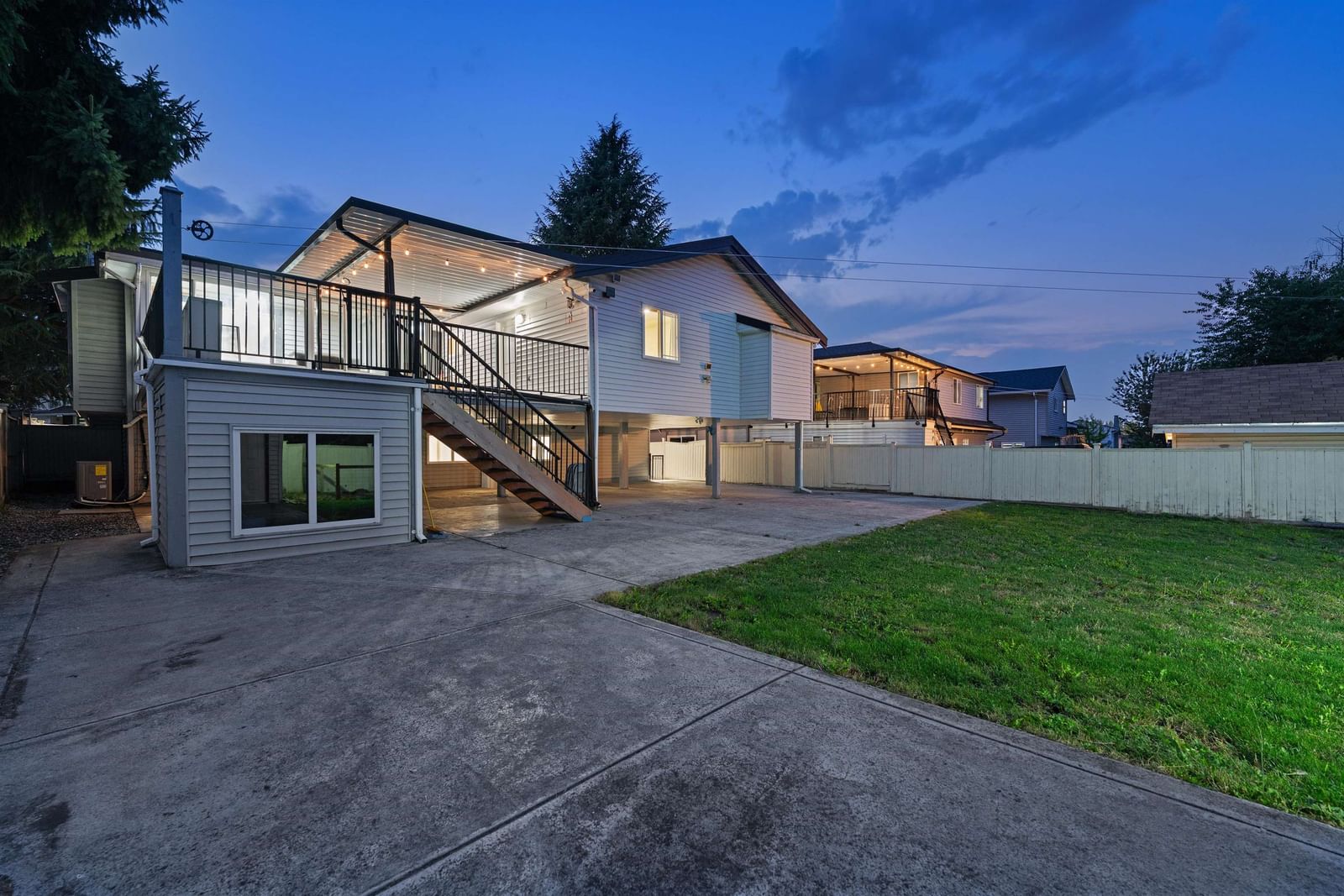 Listing Image 24