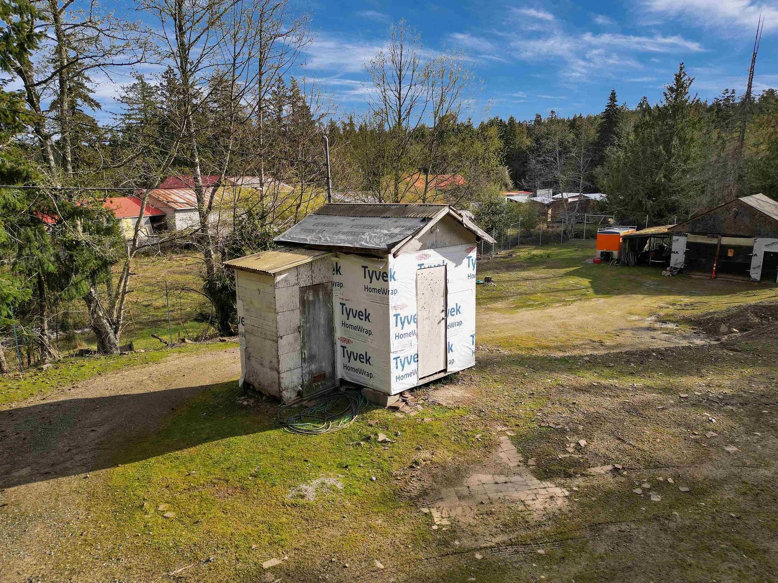 Listing Image 5