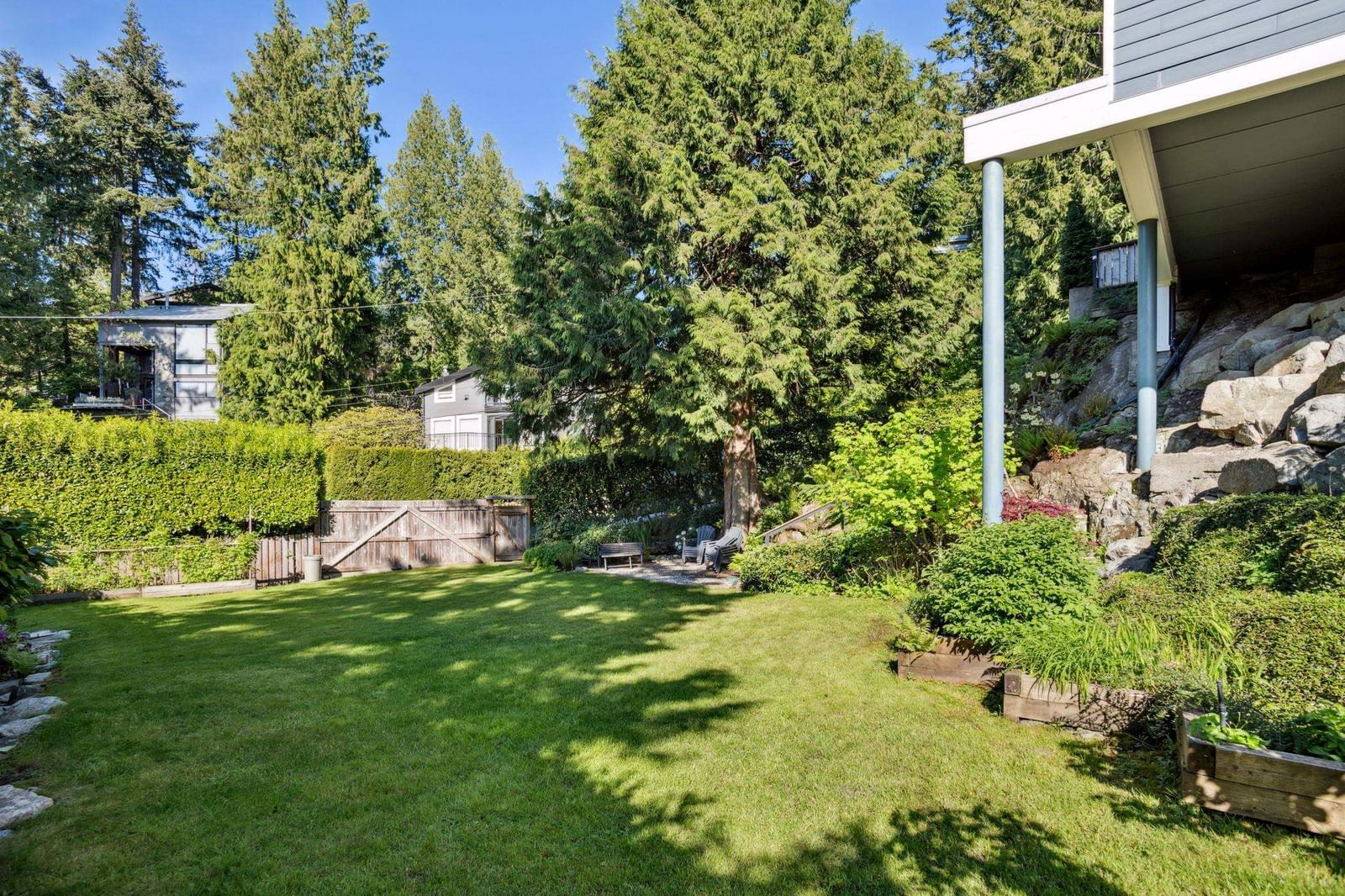 Listing Image 22