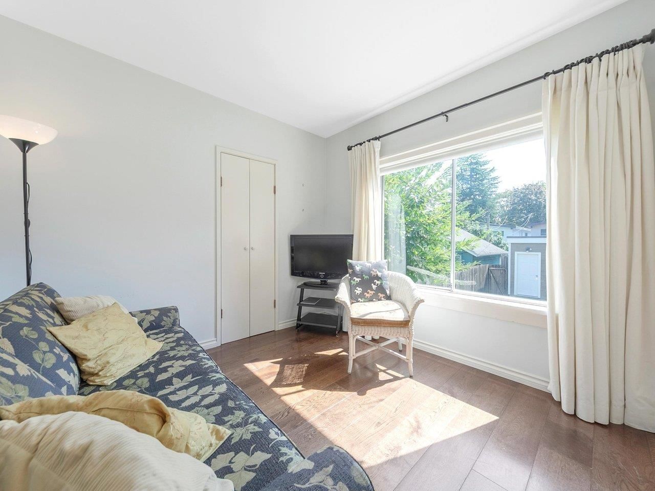 Listing Image 21