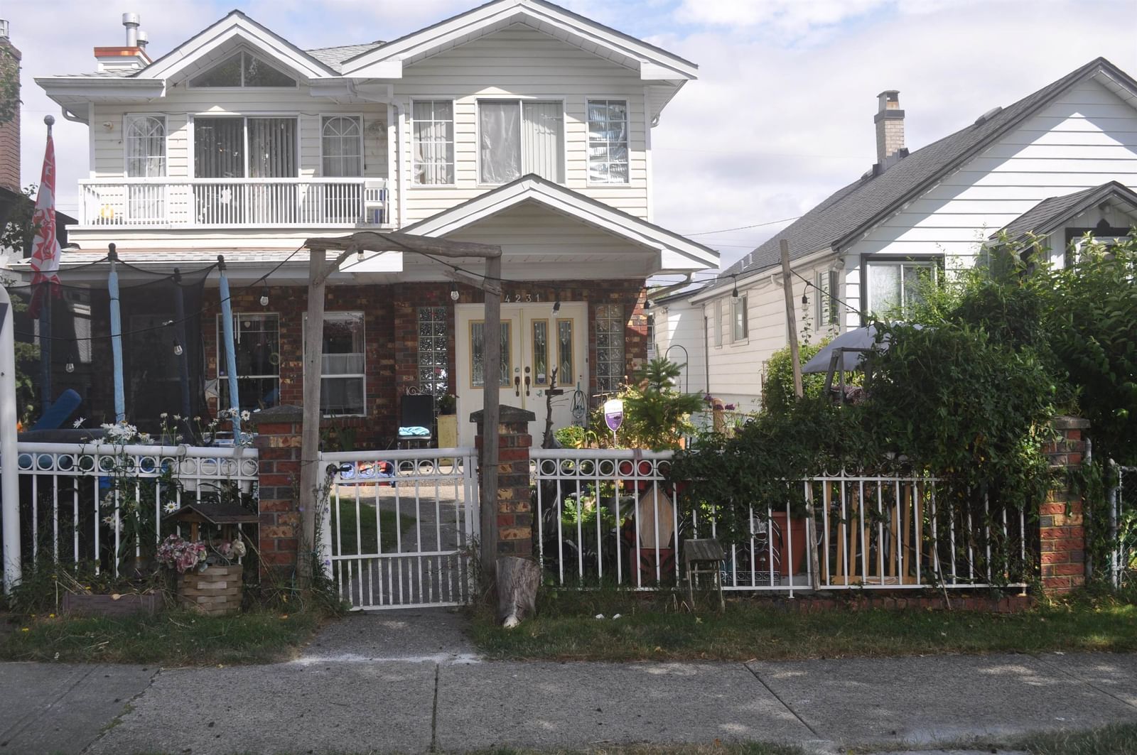 Listing Image 1