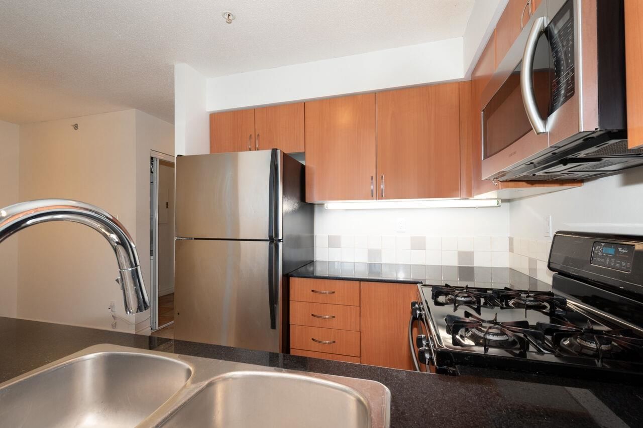 Listing Image 18