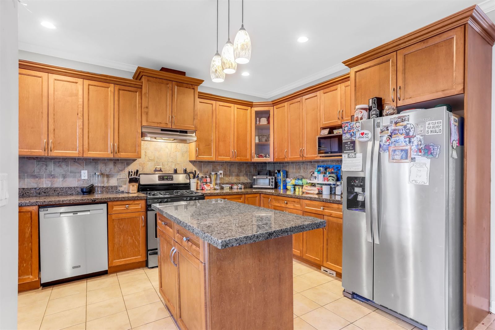 Listing Image 6