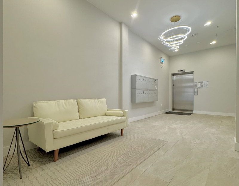 307 - 3050 Kingsway, Vancouver, V5R 5J7 | Image 2