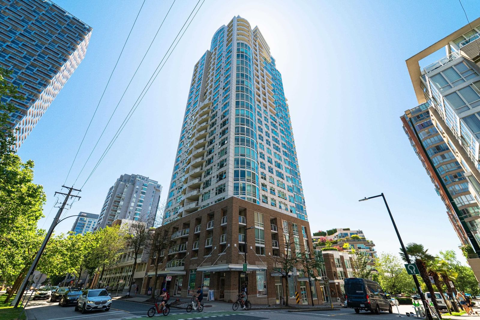 Listing Image 5