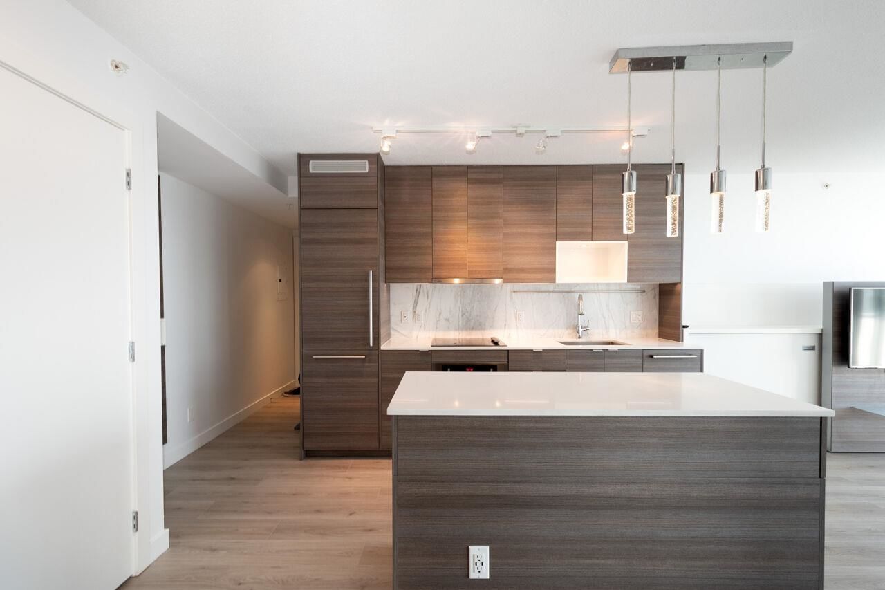 Listing Image 28