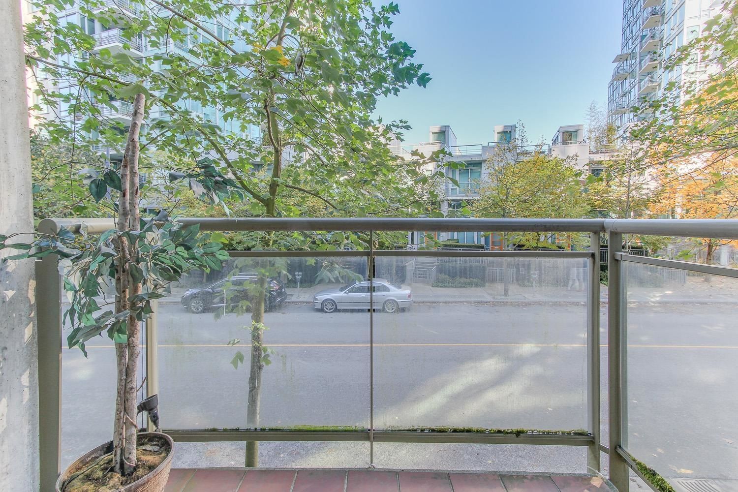 Listing Image 20