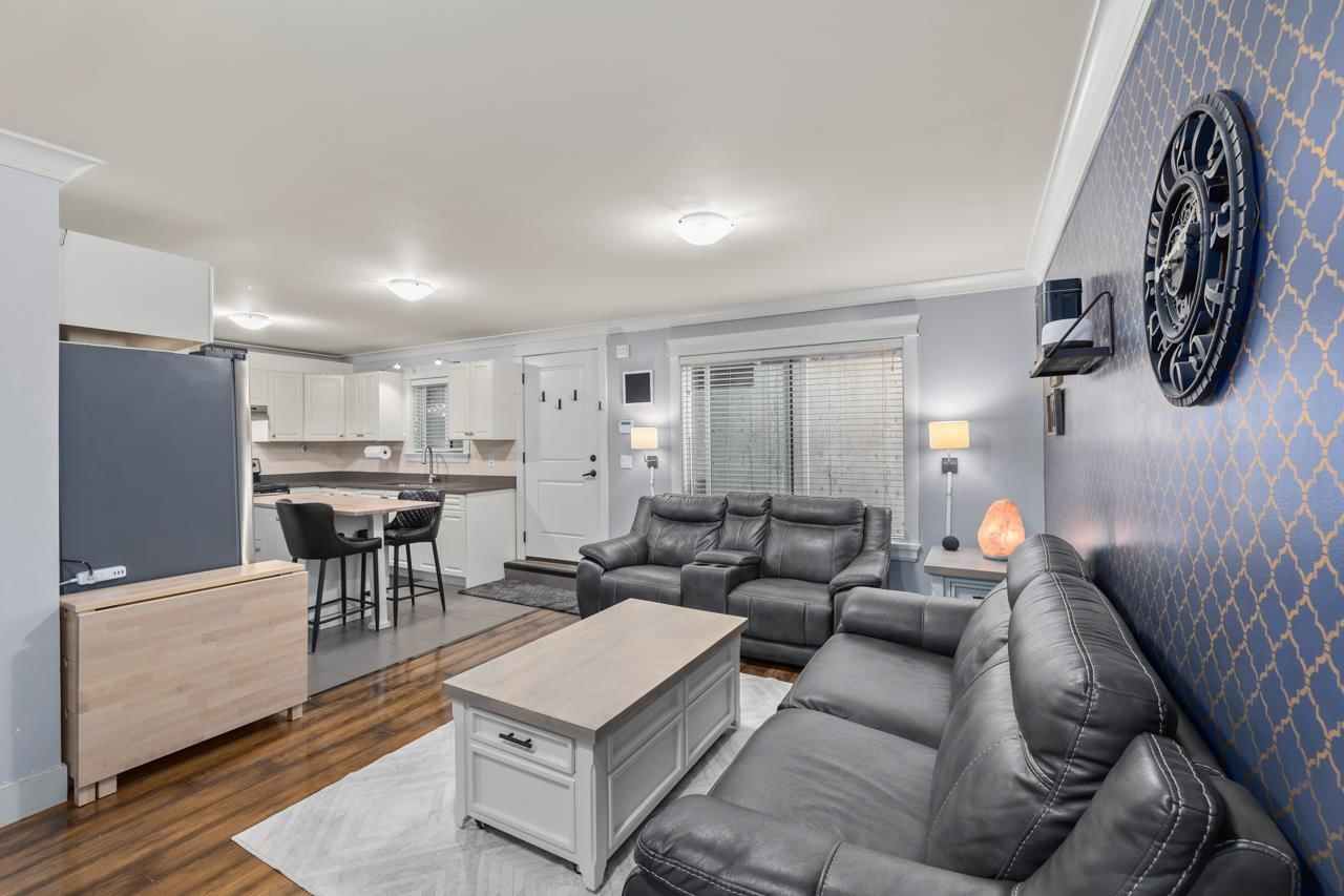 Listing Image 22
