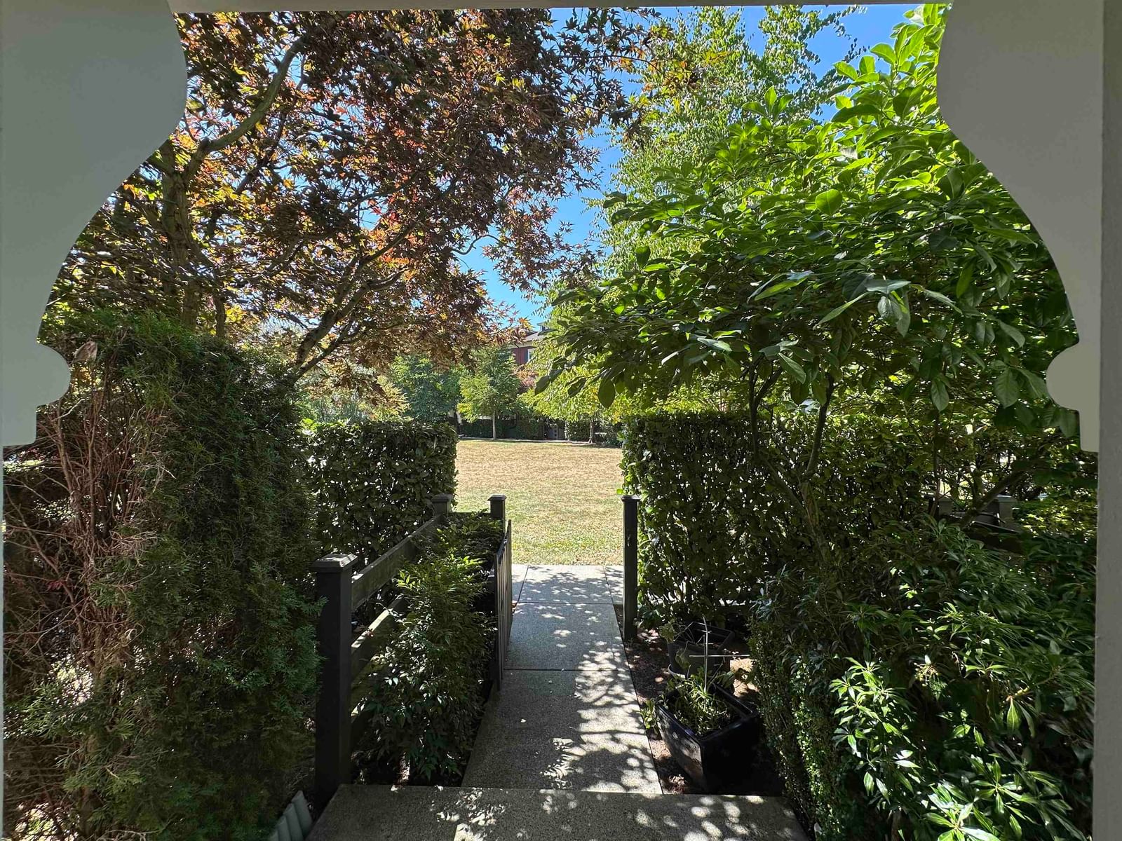 Listing Image 6