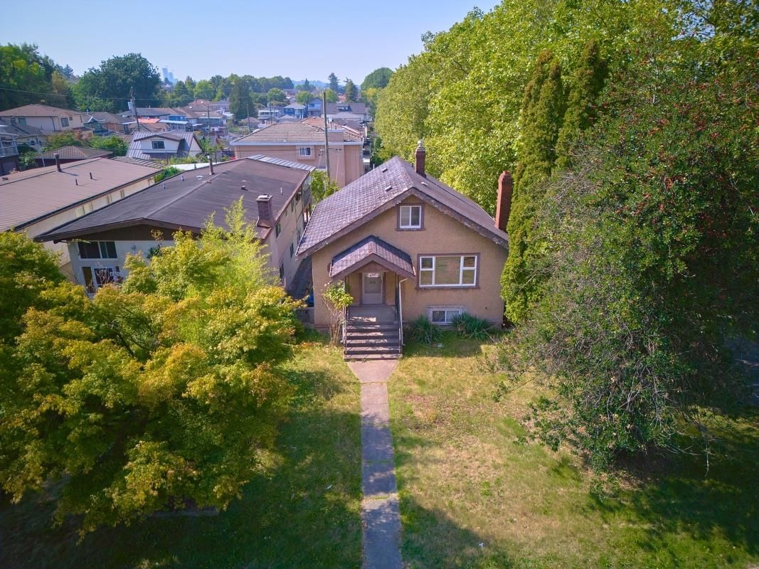 Listing Image 12