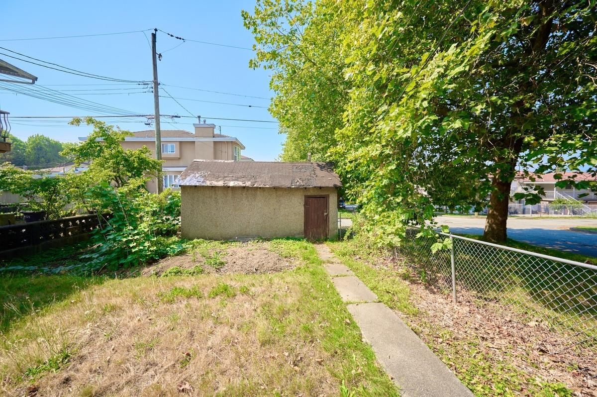 Listing Image 20
