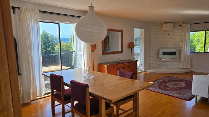 1479 Elinor Crescent, Port Coquitlam, V3C 6M5 | Image 3