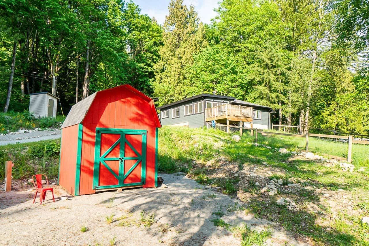 Listing Image 3