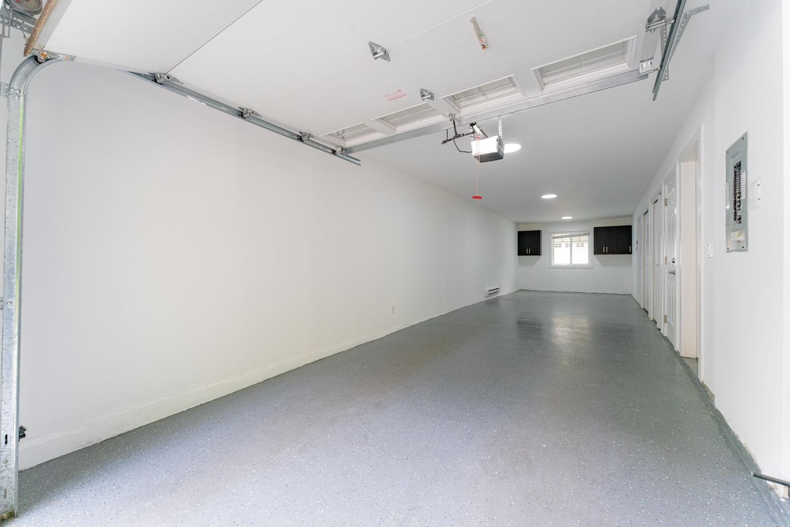Listing Image 29