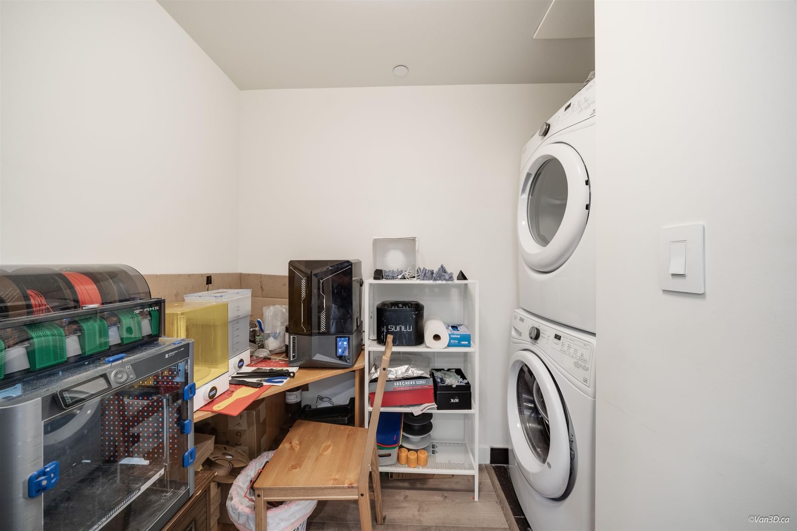Listing Image 18