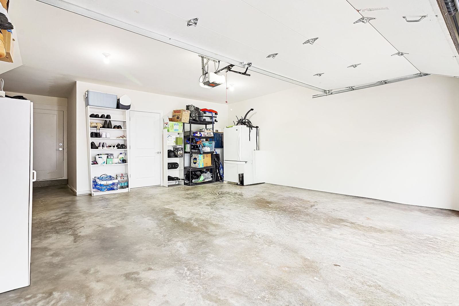 Listing Image 28