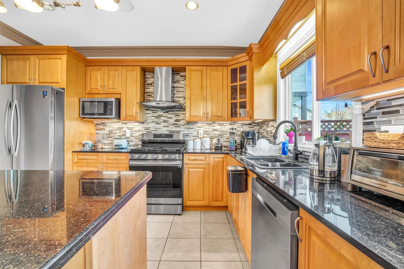 Listing Image 13