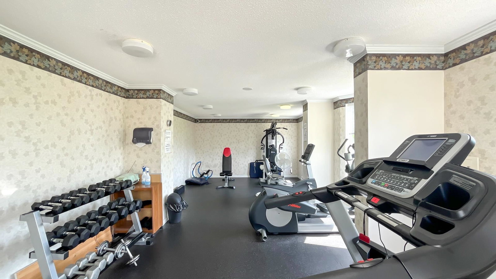 Listing Image 22