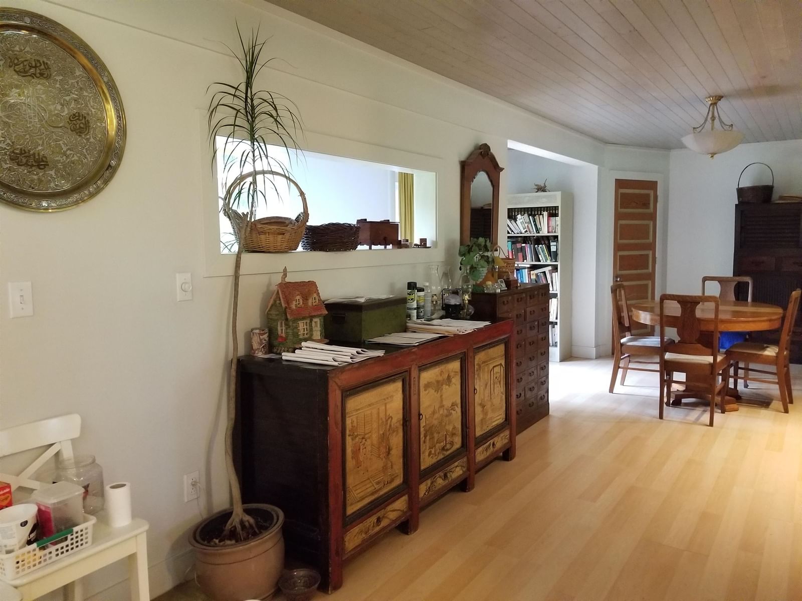 Listing Image 8