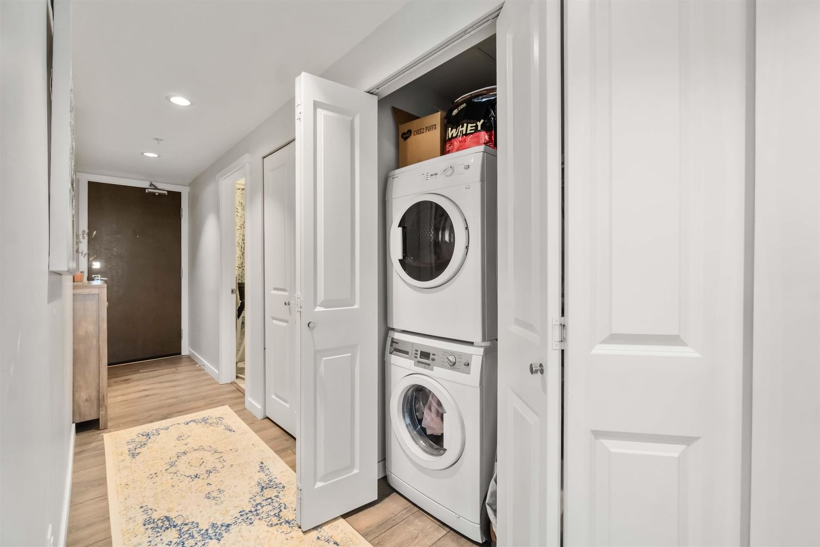 Listing Image 16