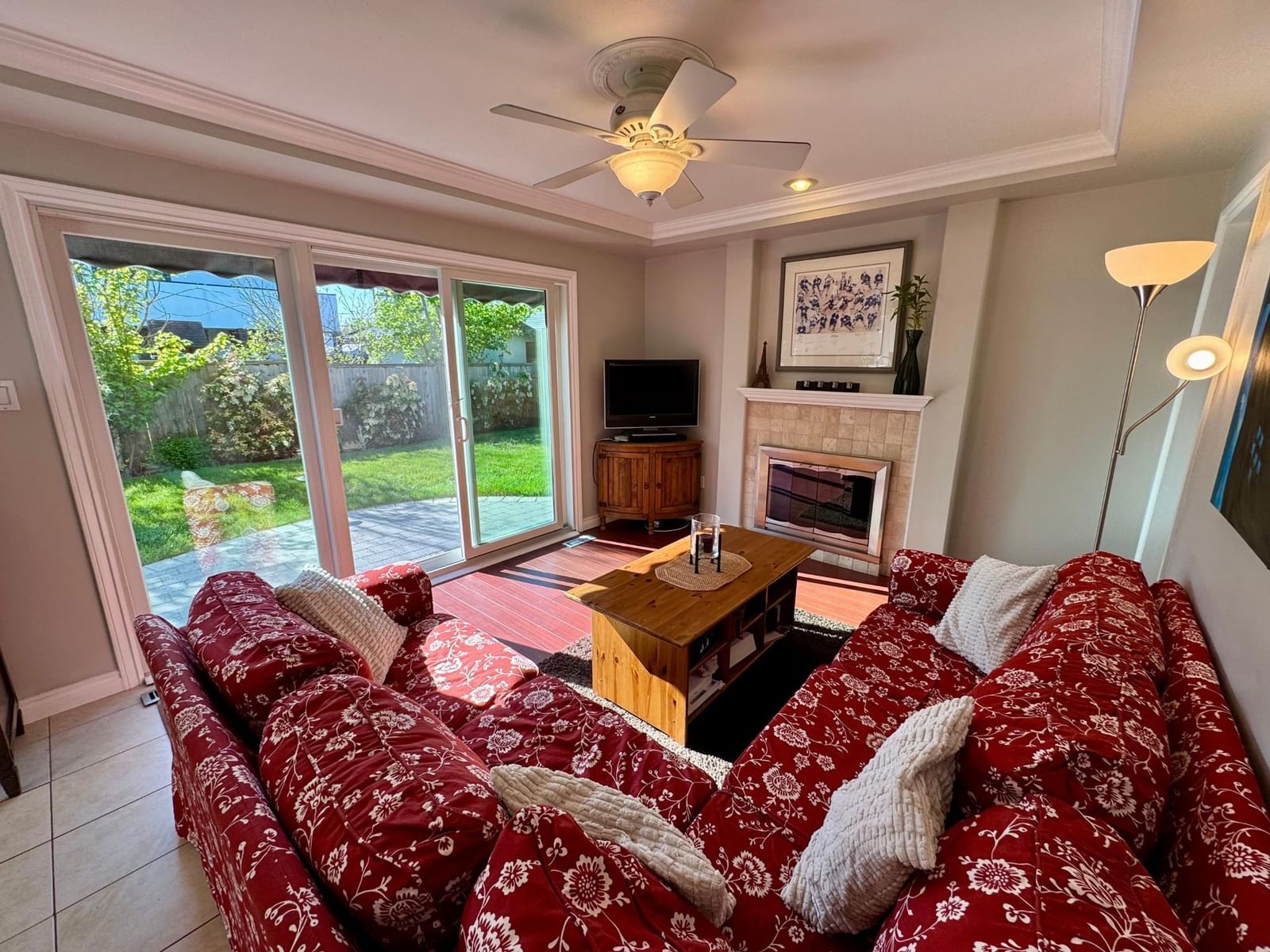 Listing Image 19