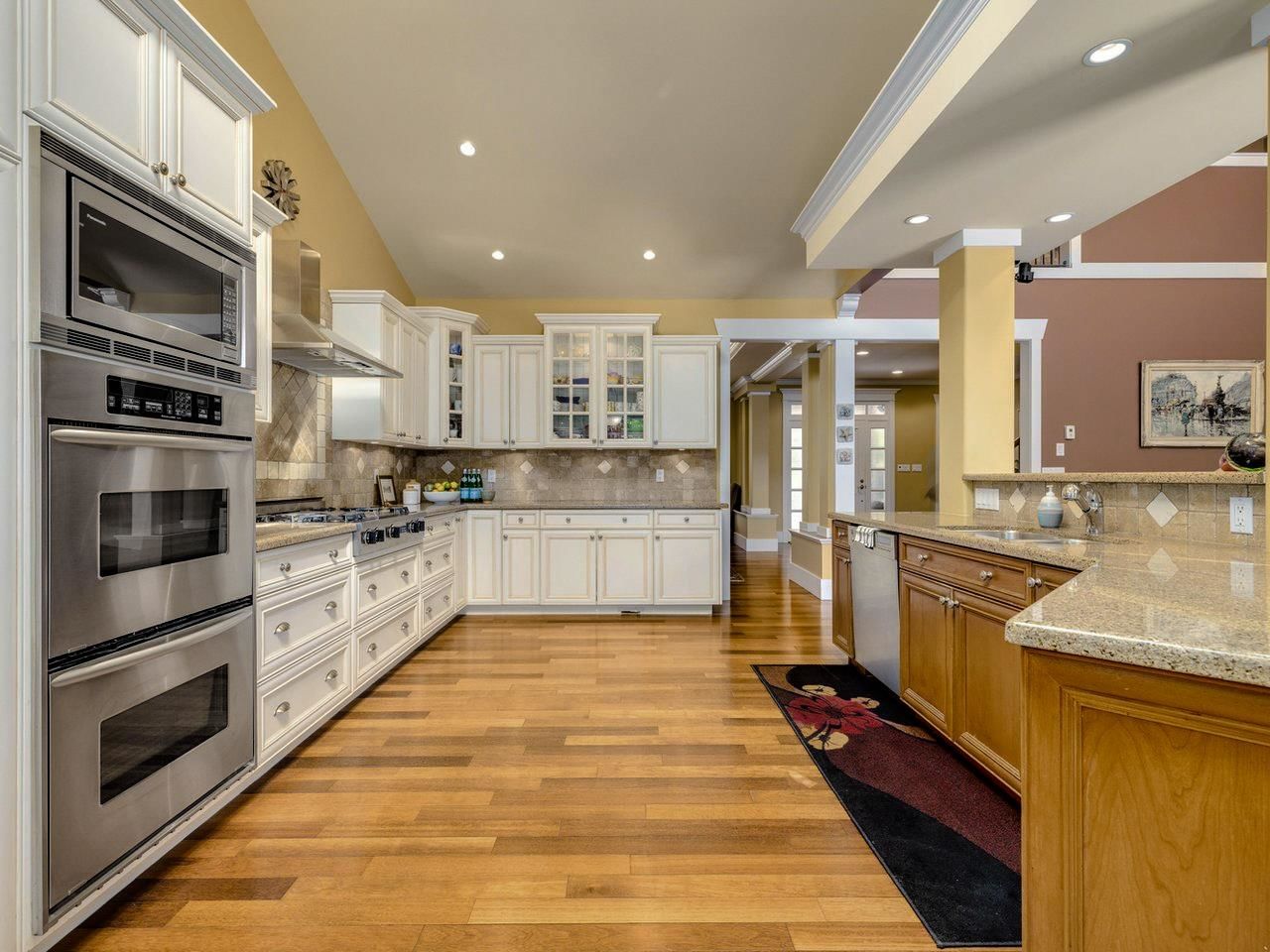 Listing Image 6
