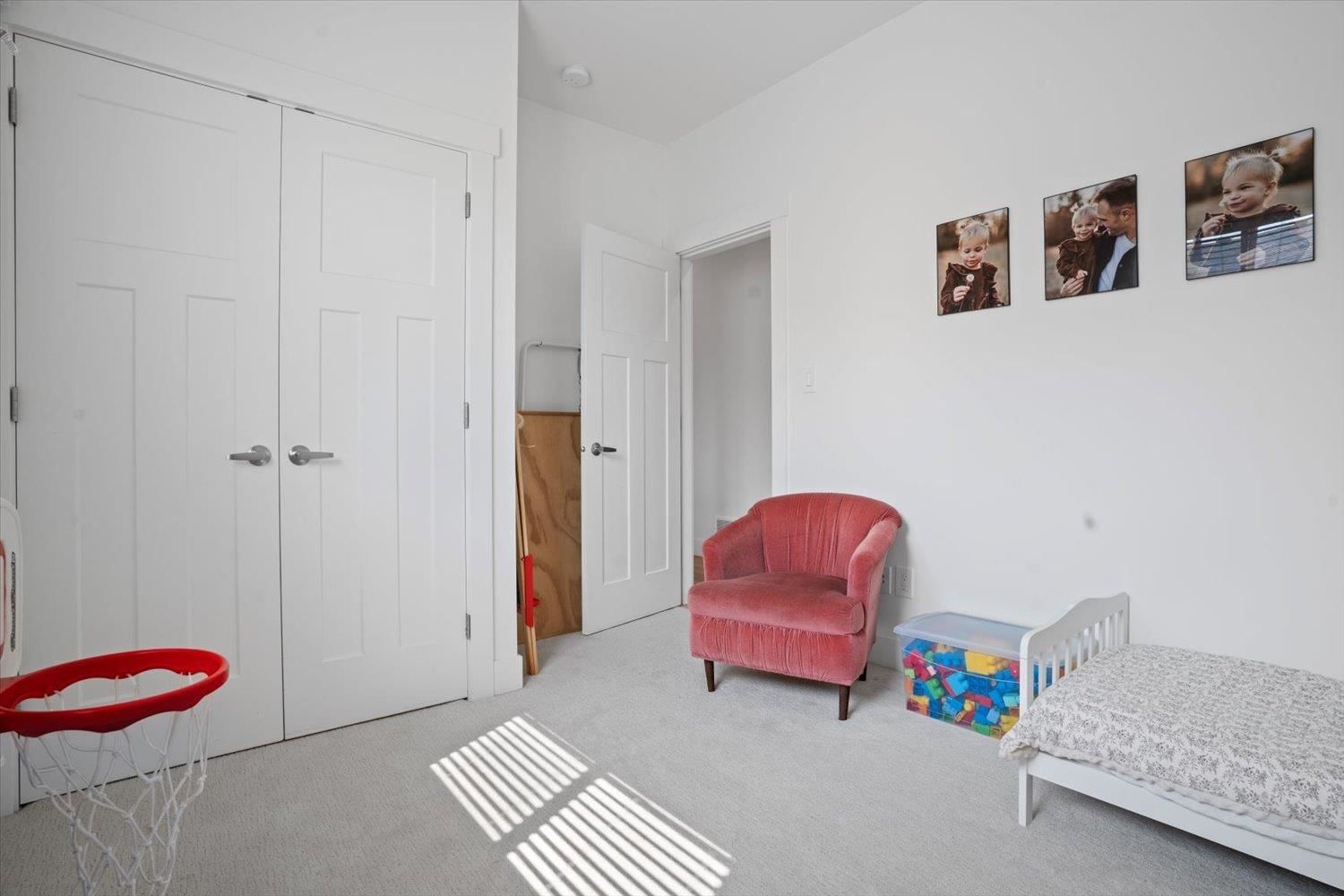 Listing Image 25