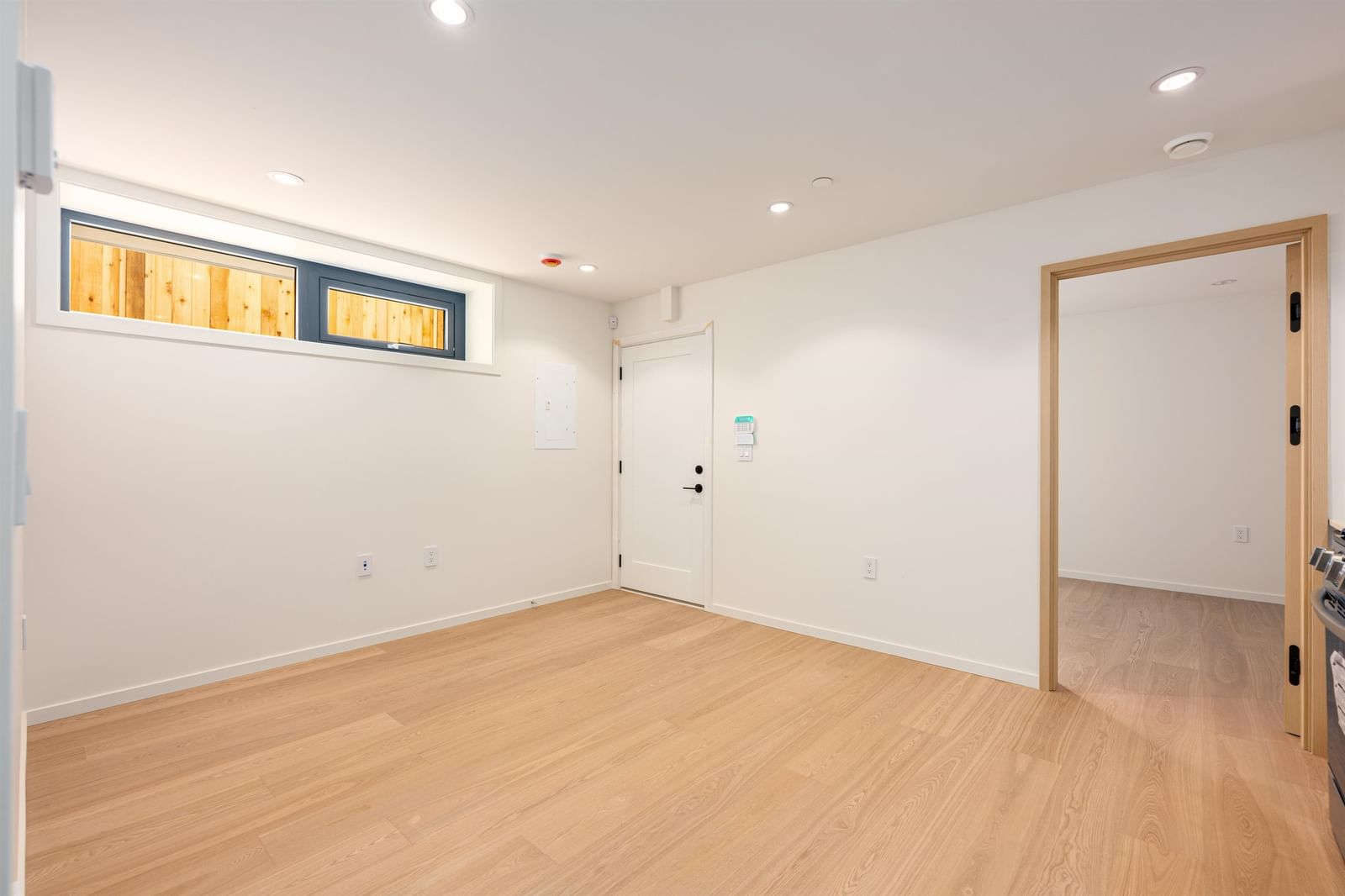 Listing Image 37