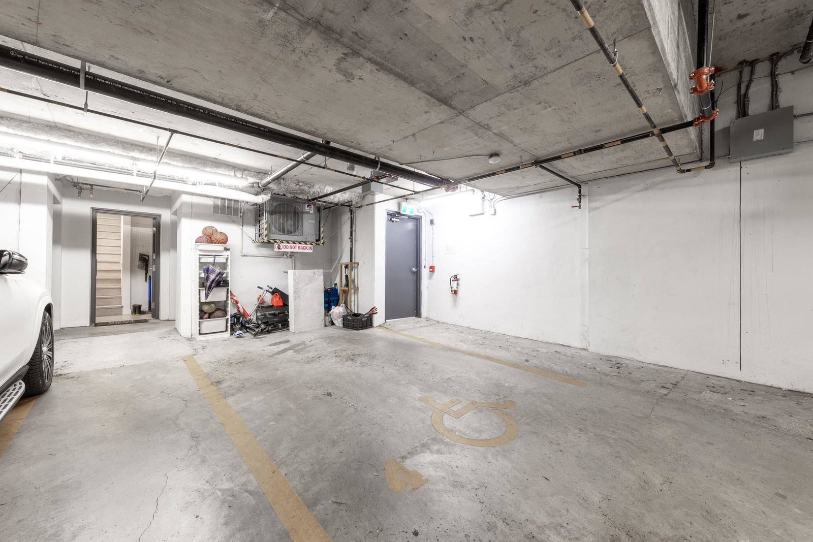 Listing Image 28