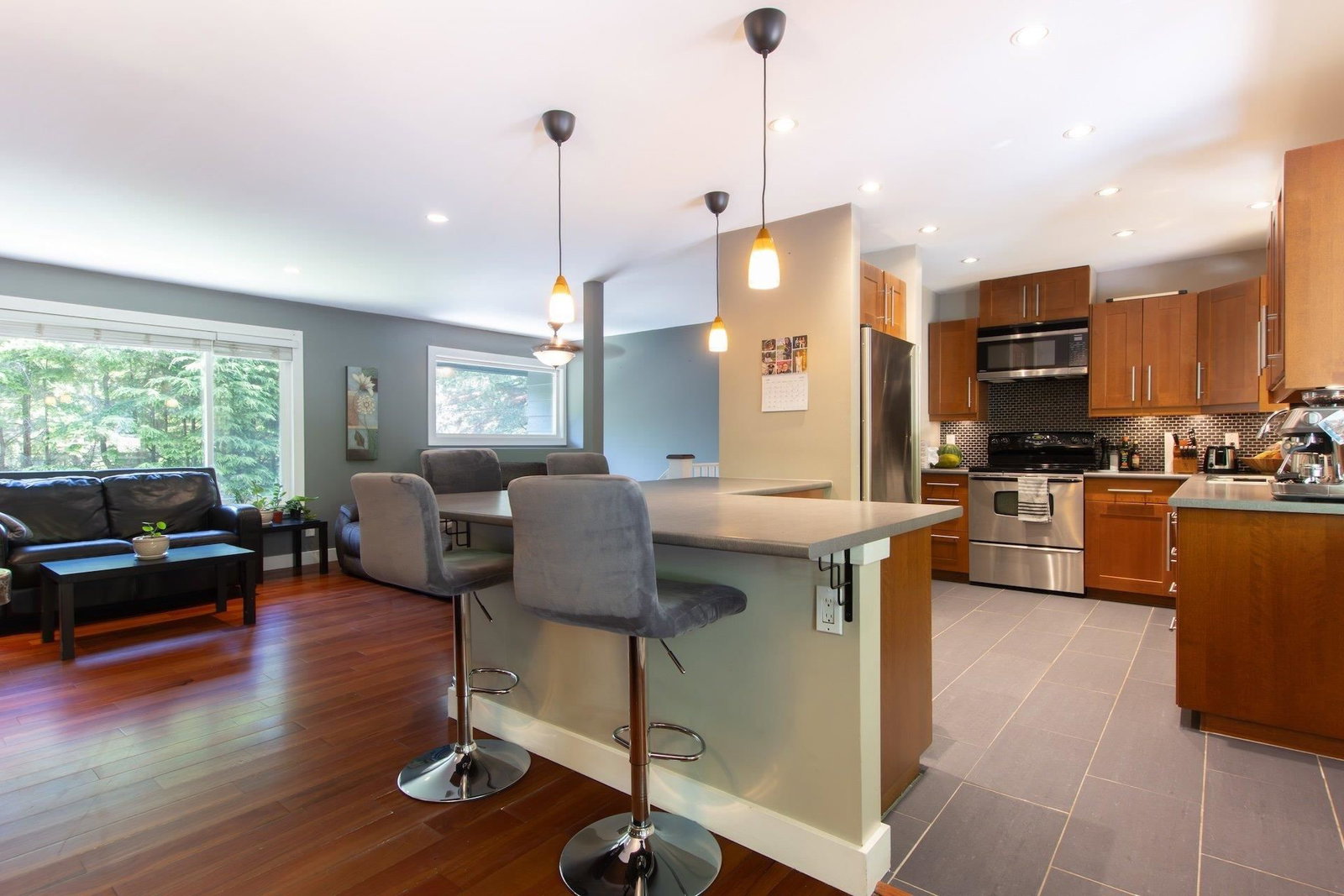 Listing Image 15