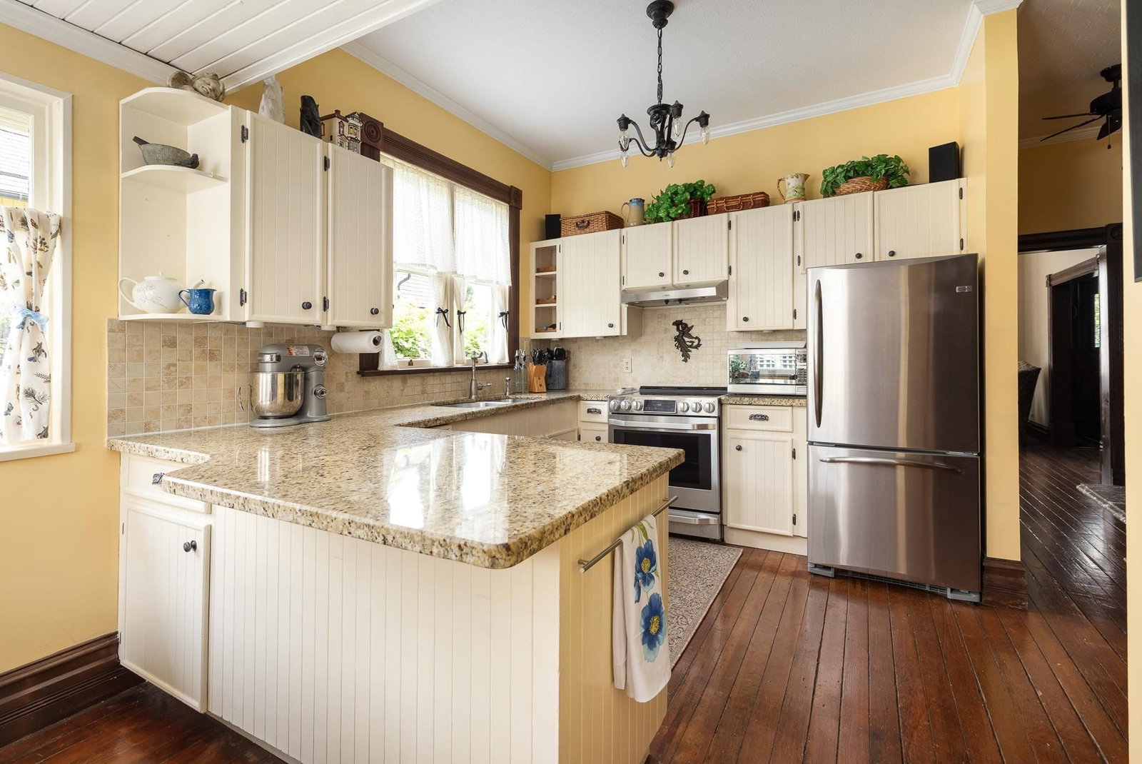 Listing Image 10