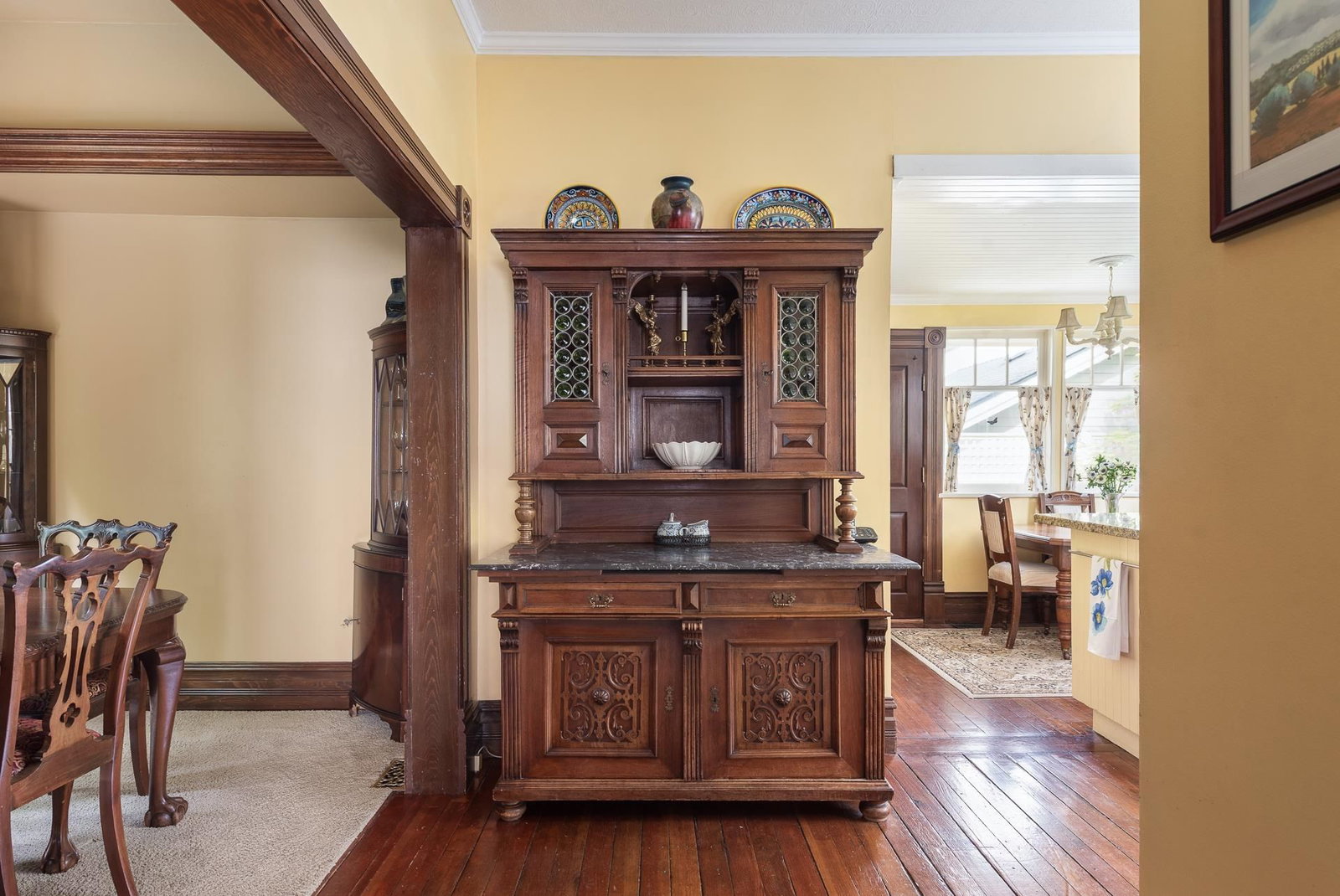 Listing Image 8