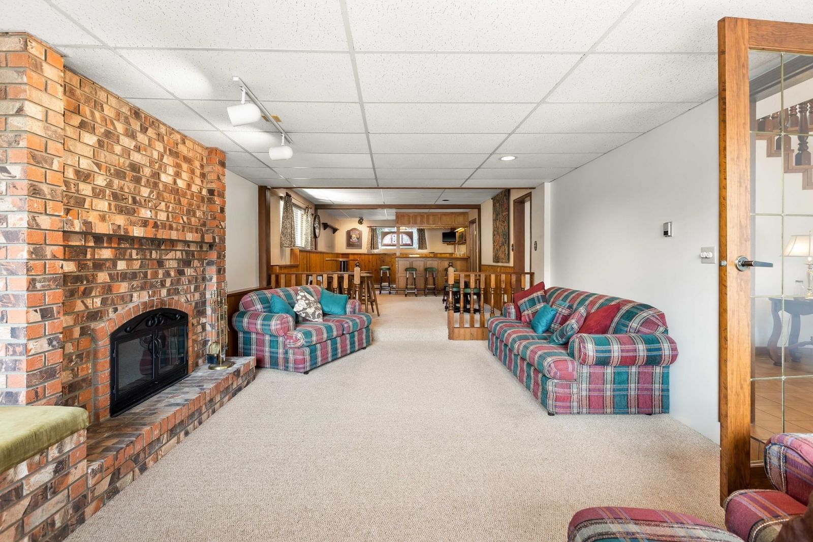 Listing Image 24