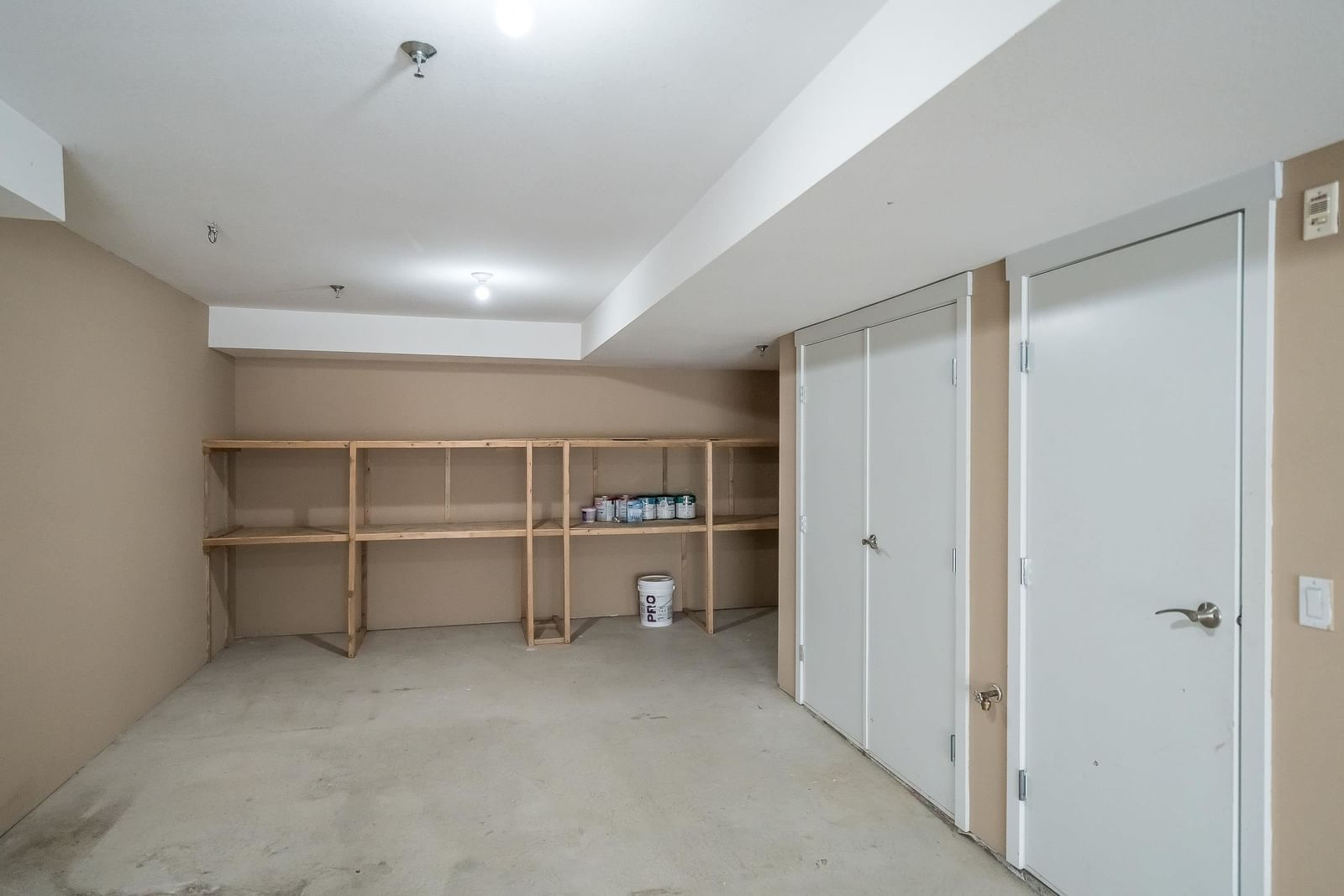 Listing Image 27