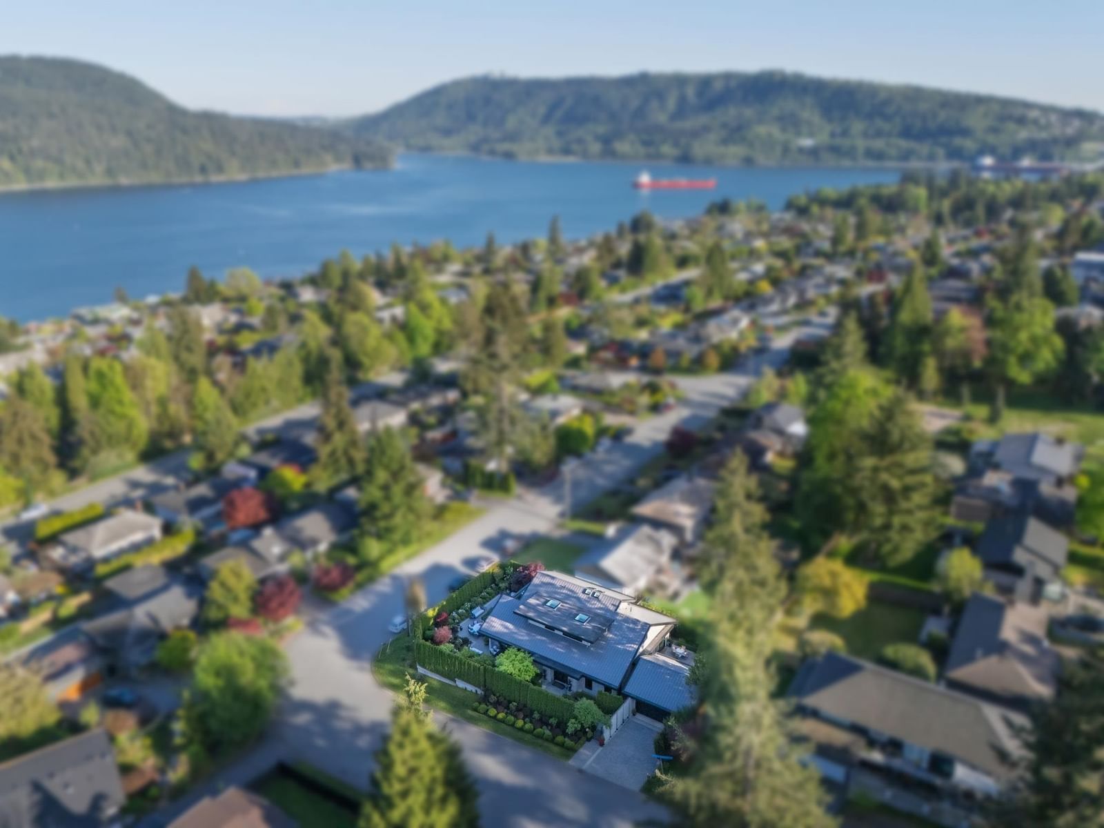 Listing Image 40
