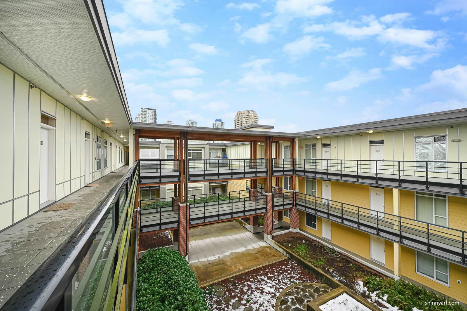Listing Image 21