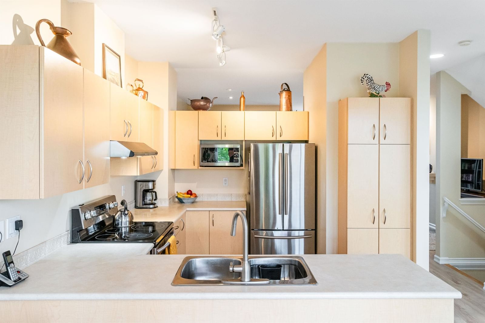 Listing Image 13