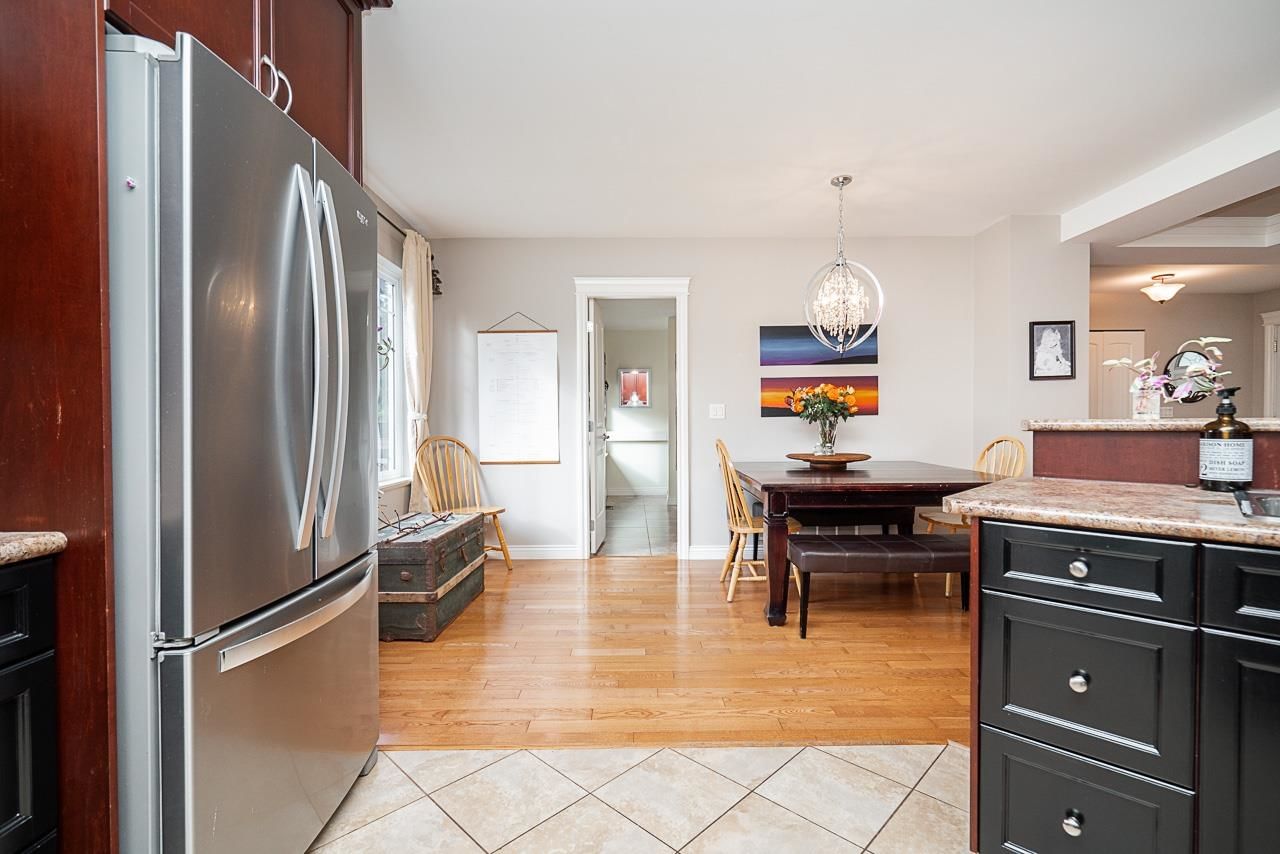 Listing Image 13