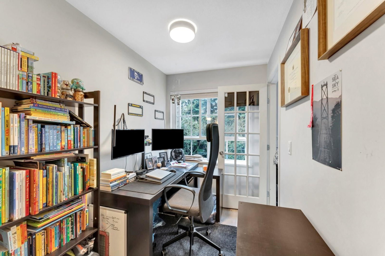Listing Image 12
