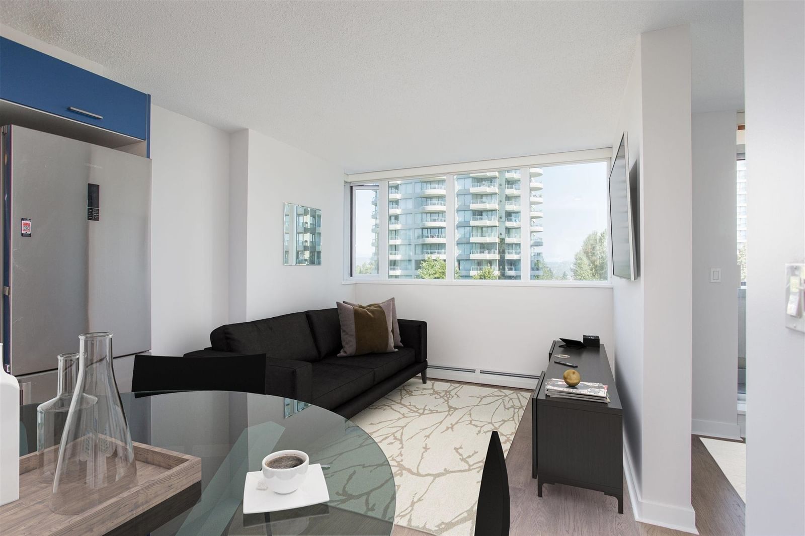 Listing Image 5