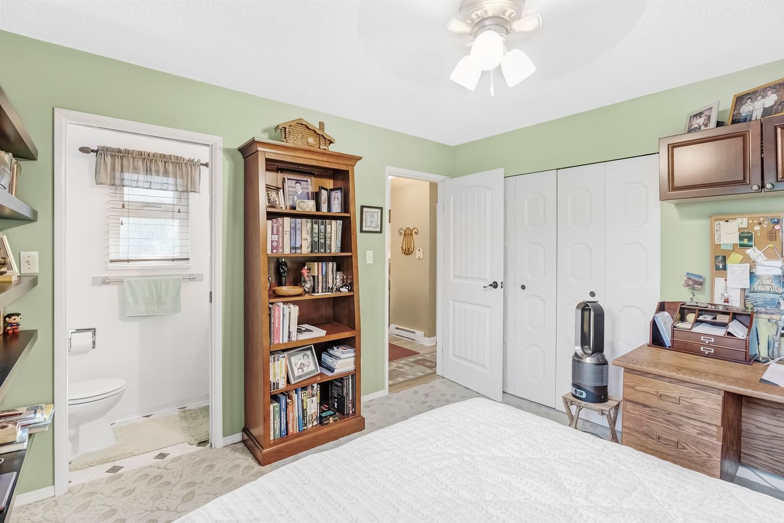 Listing Image 18