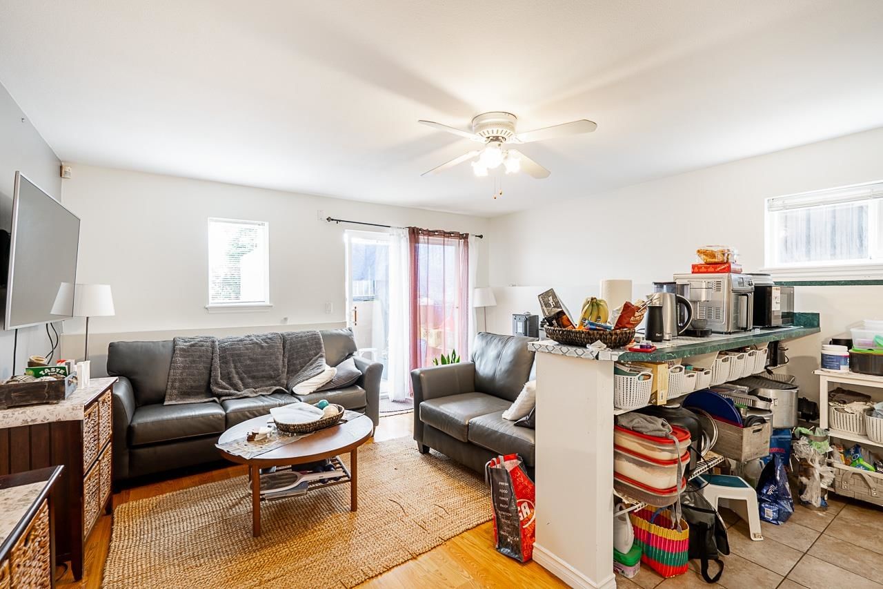 Listing Image 23