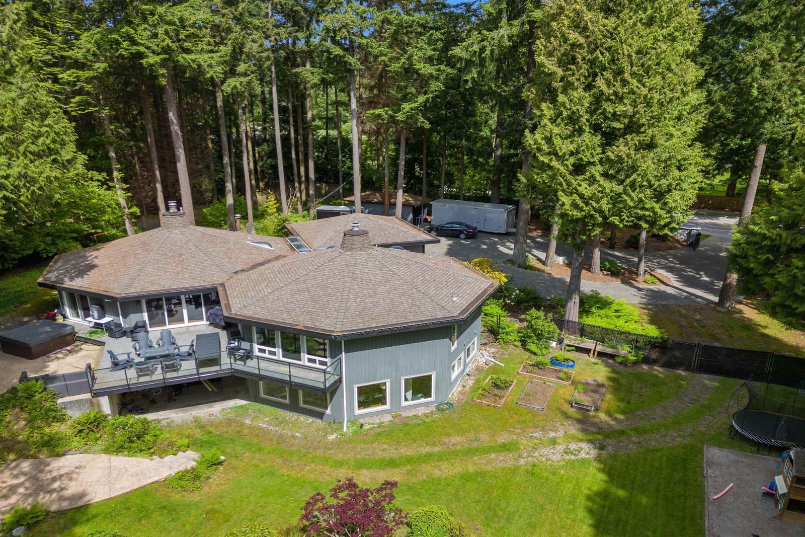 Listing Image 10