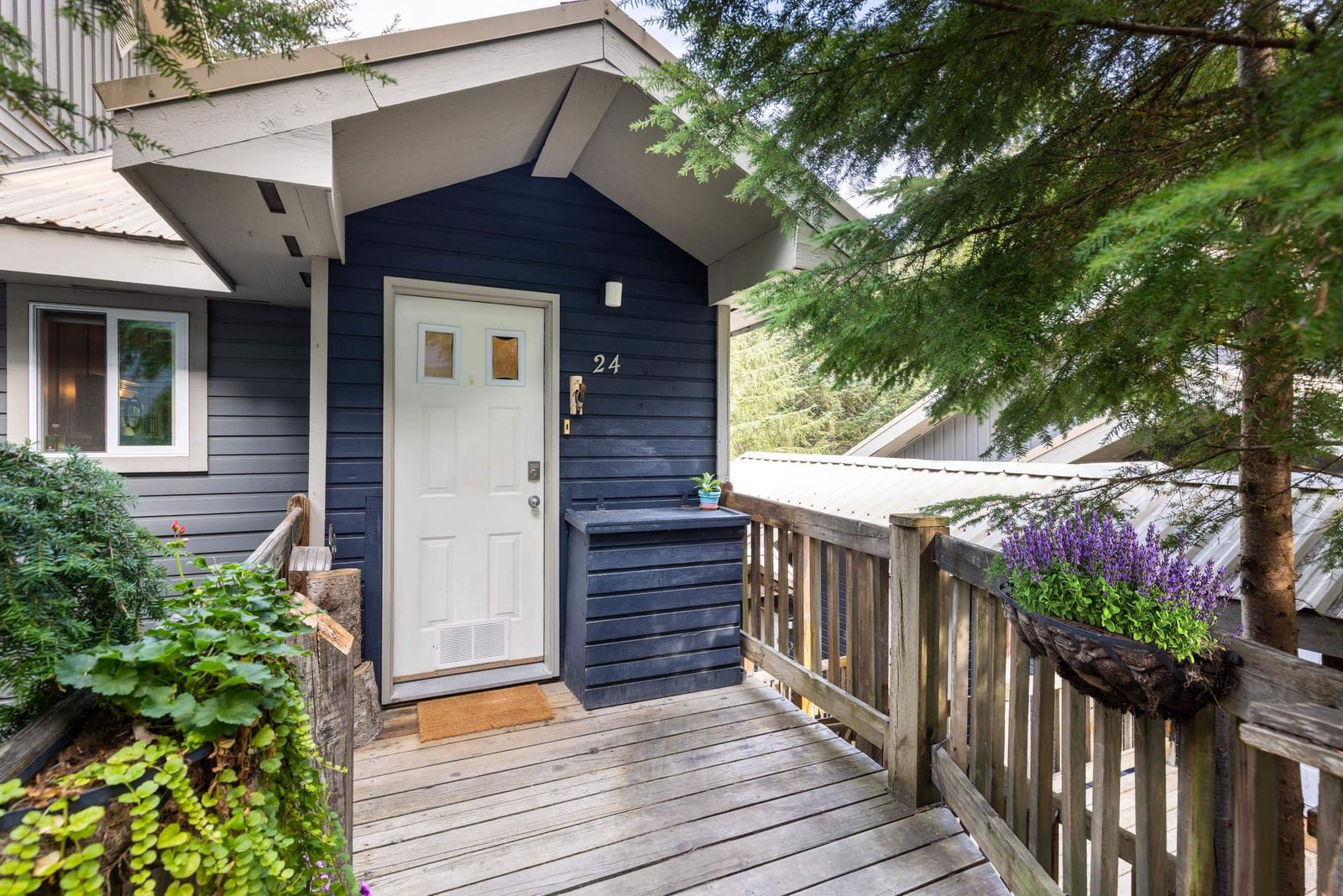 Listing Image 19