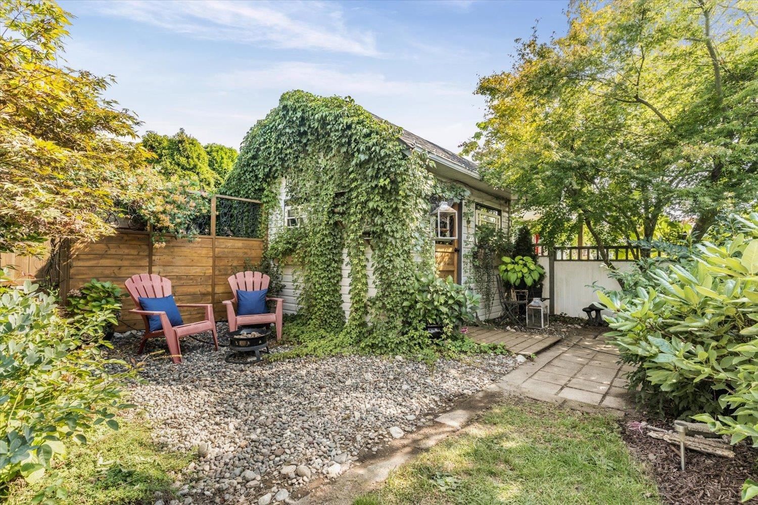 Listing Image 35